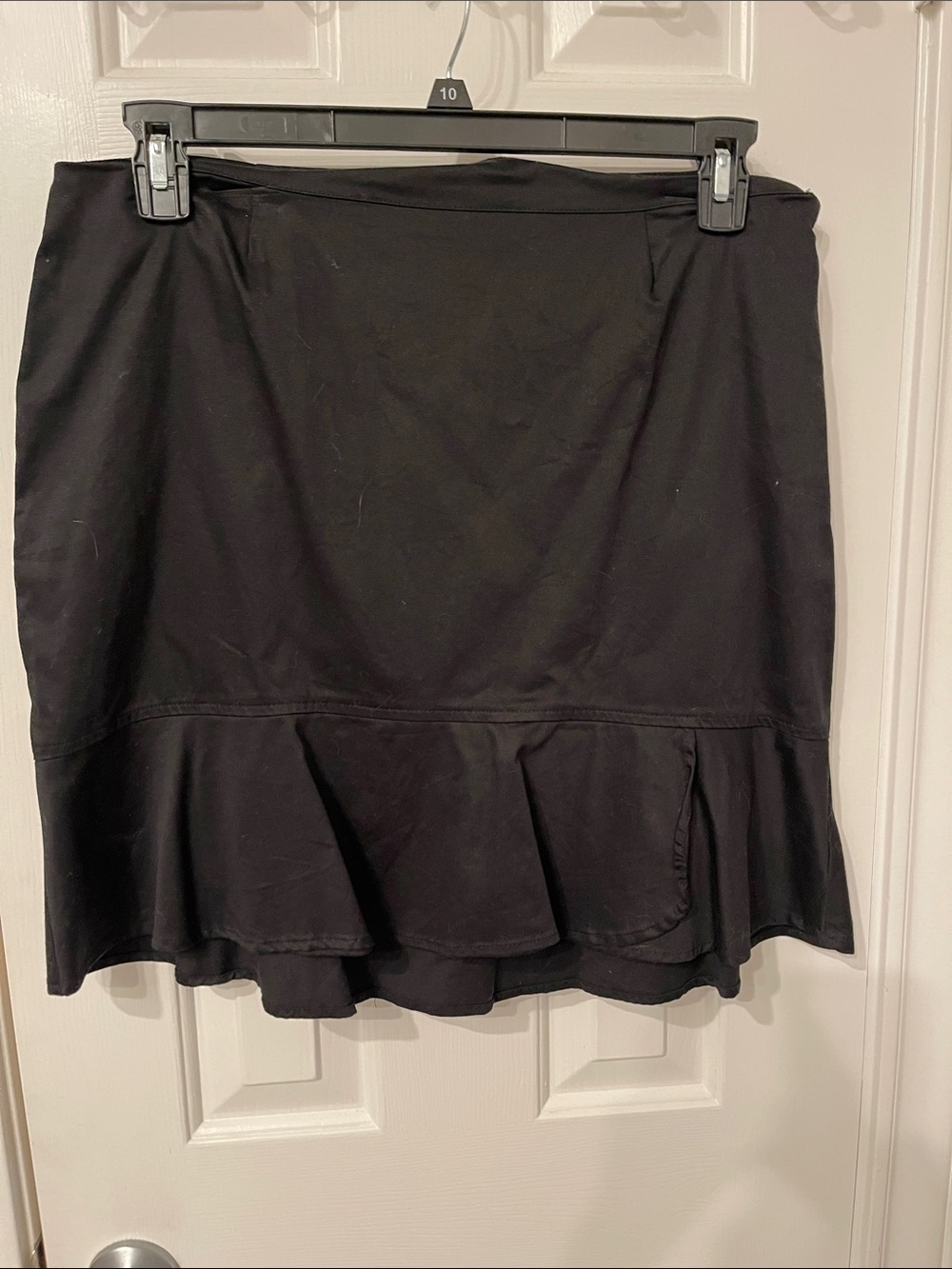 Women's Black A-Line Ruffle Hem Skirt